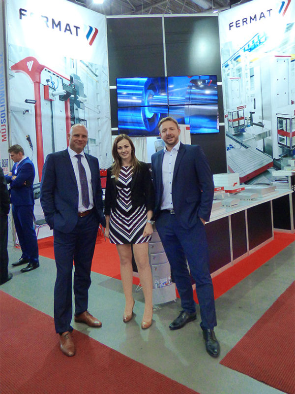 Die Unternehmensleitung FERMAT Machine Tool zusammen mit dem Verkaufsteam von MSV | IMT 2016 in Brno